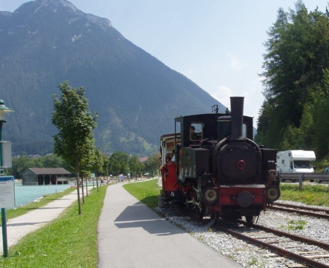 Arrivé d'une rame sur la voie d'évitement d'Achensee Seespitz