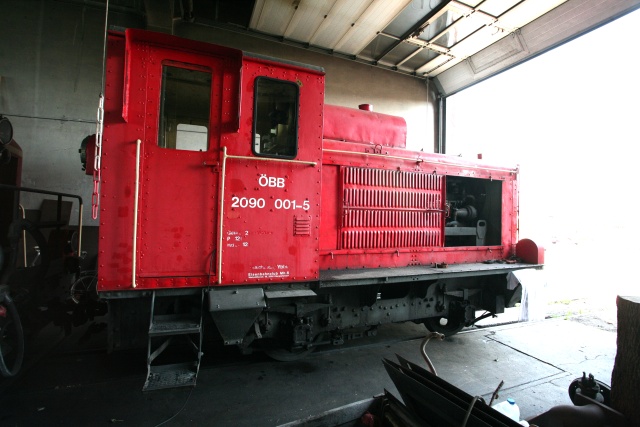 Une 2090.001 du club Mh.6 sous la rotonde d'Oberdragendorf