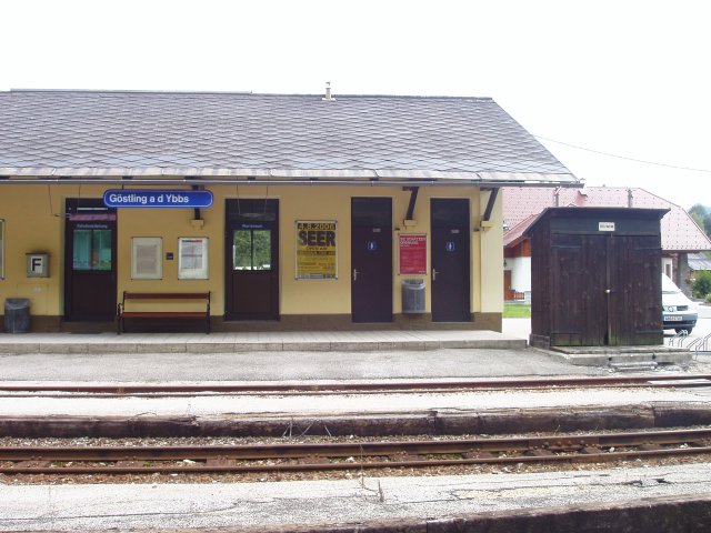 Le BV et la cabine d'aiguillage de Göstling an der Ybbs