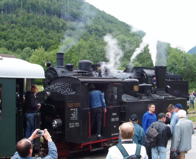 La foule pour un concours de panaches à Kienberg-Gaming le 15 août 2006