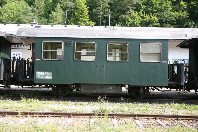 La voiture suivante est la Bi 3879 de l'ÖGEG
