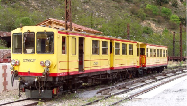 Rame d'origine en gare de Villefranche